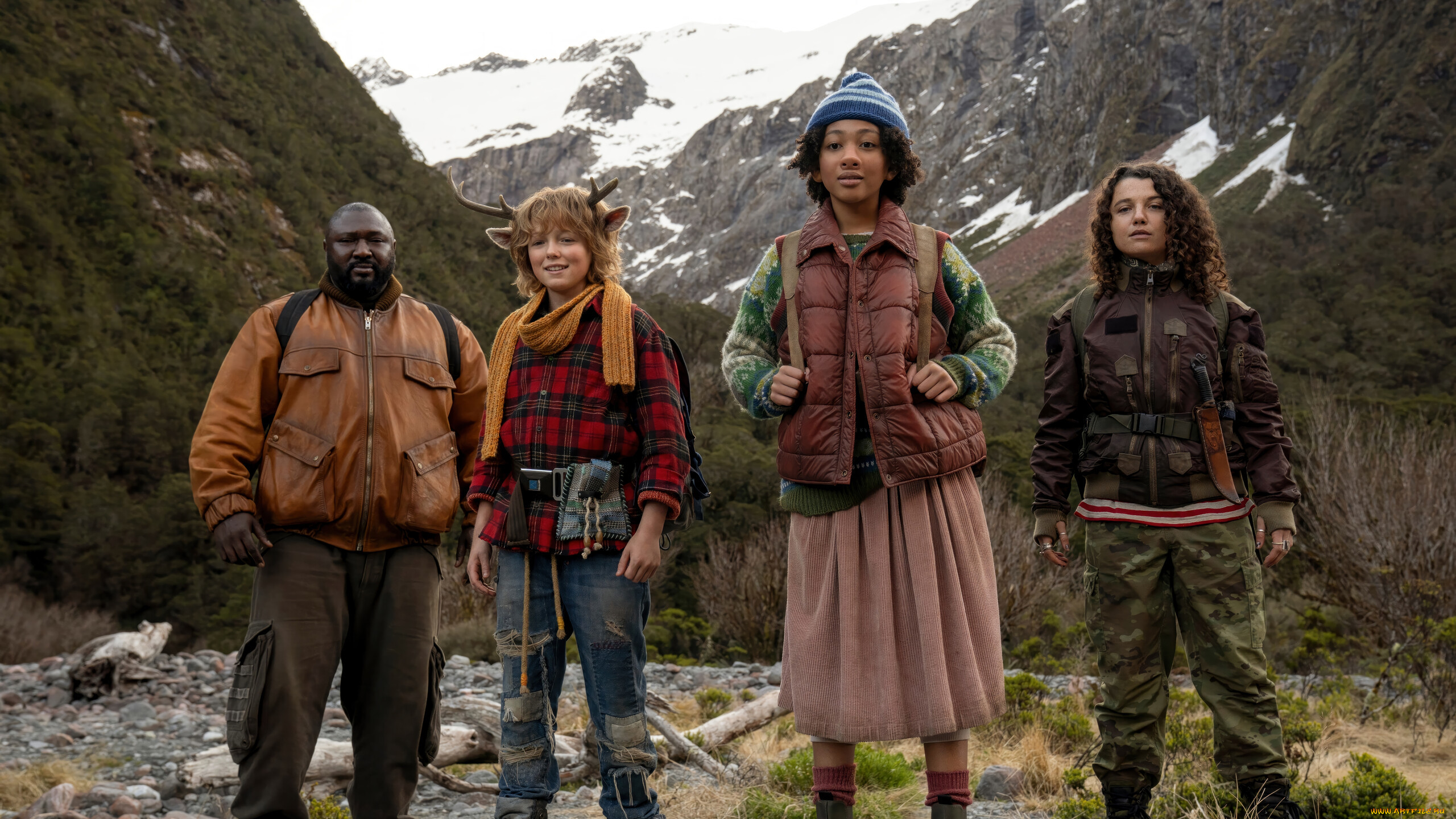 sweet tooth ,  2021  2024,  , , sweet, tooth, , , , , ce, netflix, , , , , christian, convery, stefania, lavie, owen, naledi, murray